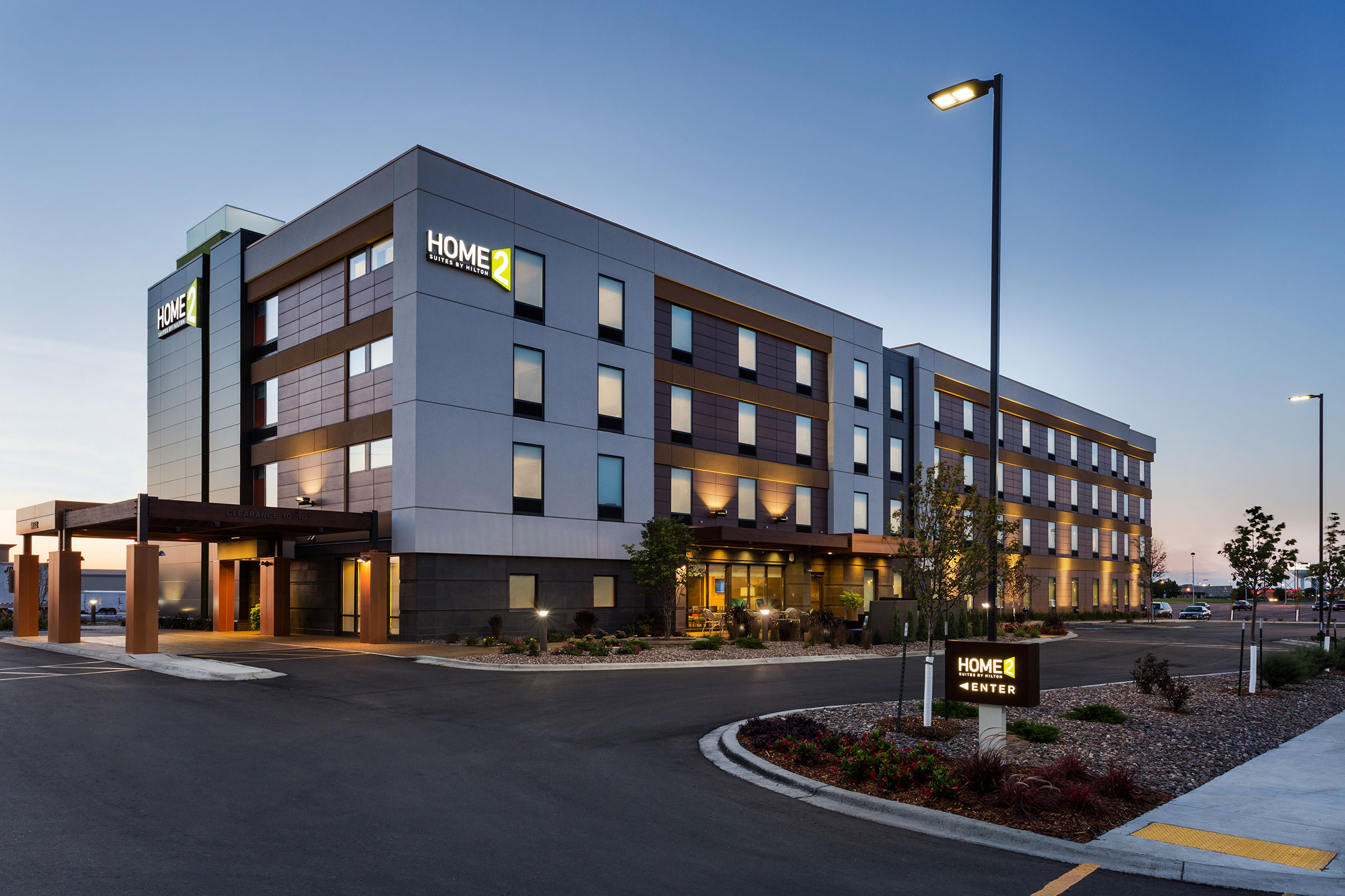 Home2 Suites     Fargo  GBA Architecture and Design